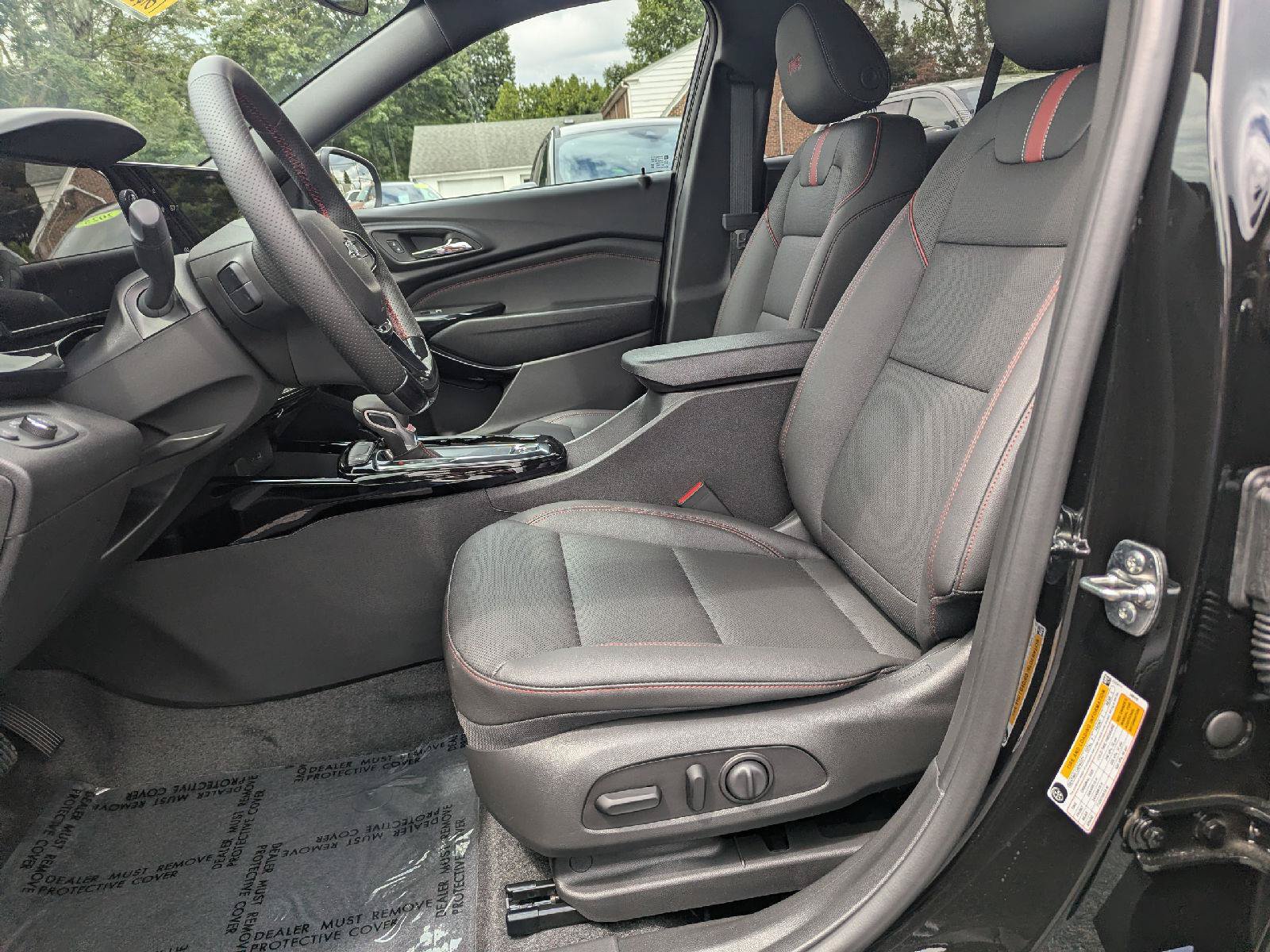 New 2026 Chevrolet Trax RS w/ Driver Confidence Package FWD image 35