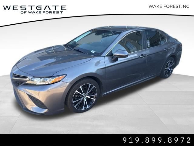 Used 2018 Toyota Camry SE