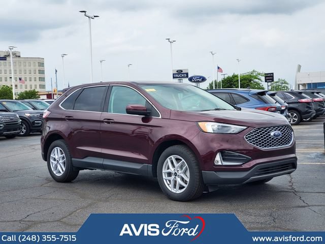 Used 2023 Ford Edge SEL w/ Convenience Package AWD/4WD image 2