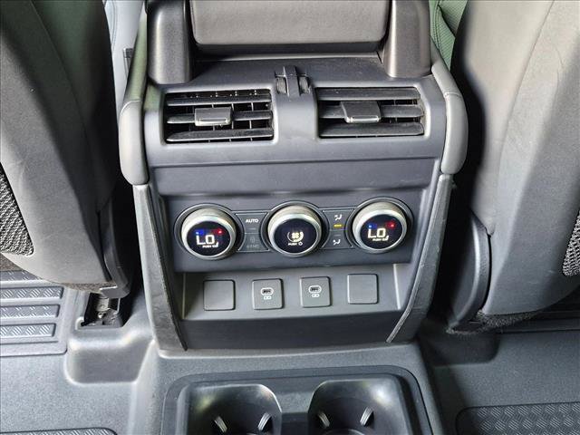 Certified 2025 Land Rover Defender 130 X-Dynamic SE AWD/4WD image 18
