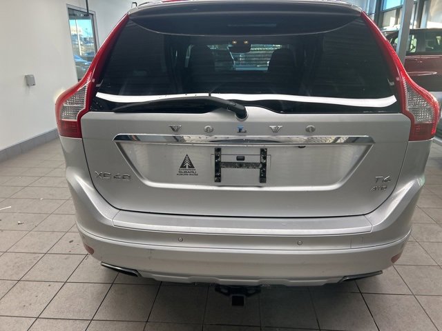 Used 2017 Volvo XC60 T6 Inscription w/ Preferred Option Package image 6