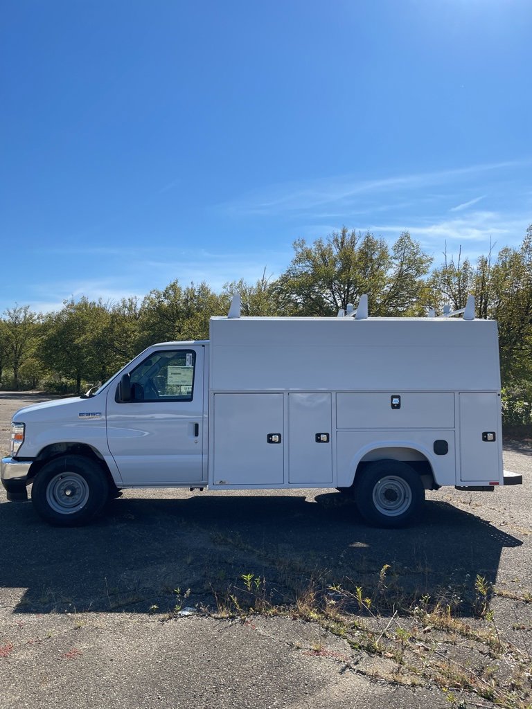 New 2025 Ford E-350 and Econoline 350 Super Duty w/ Power Equipment Group video 2
