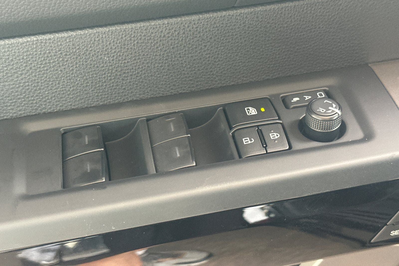 New 2026 Toyota Tundra Limited AWD/4WD image 13