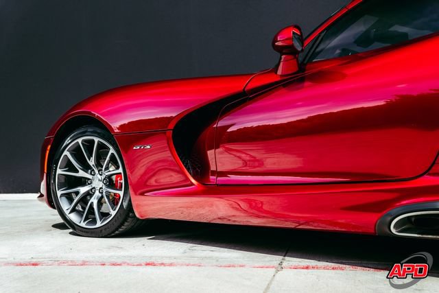 Used 2014 SRT Viper GTS w/ GTS Laguna Interior Package RWD image 30
