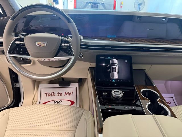 Used 2026 Cadillac Escalade Platinum Sport w/ LPO, ONYX Package image 18