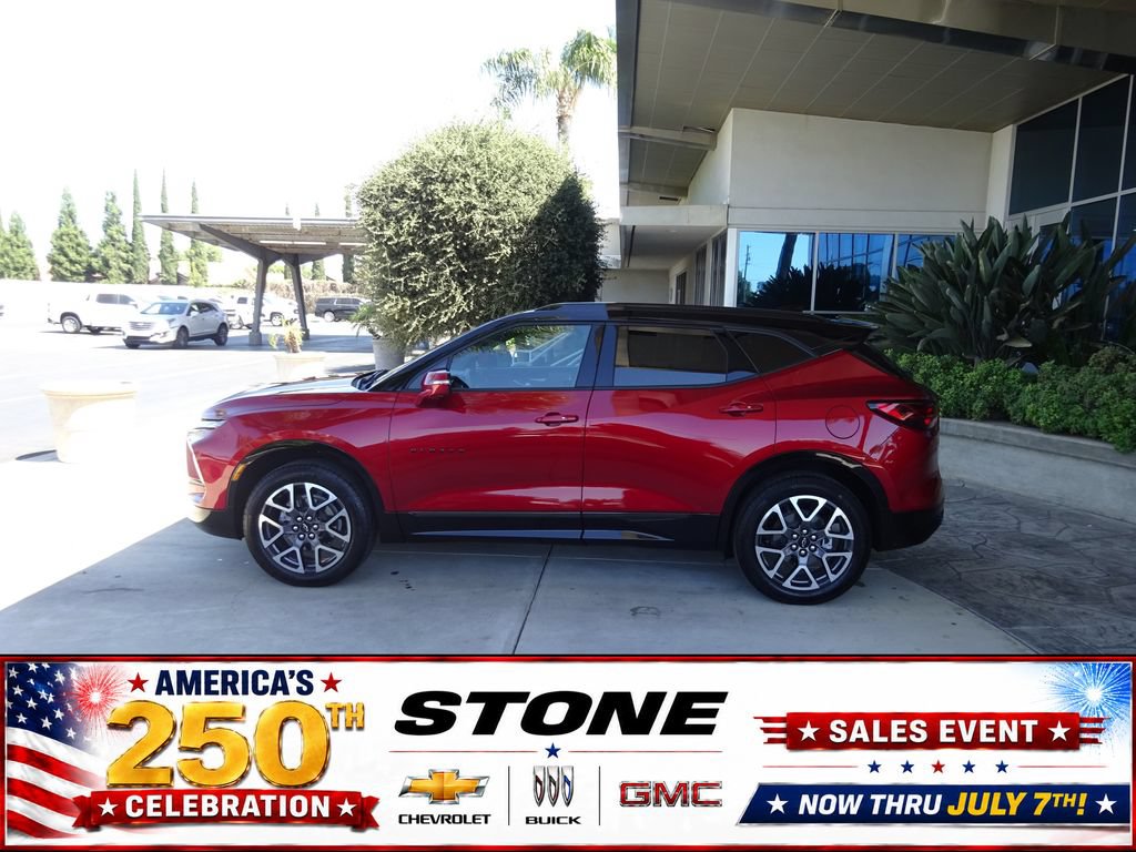Used 2026 Chevrolet Blazer RS FWD image 4
