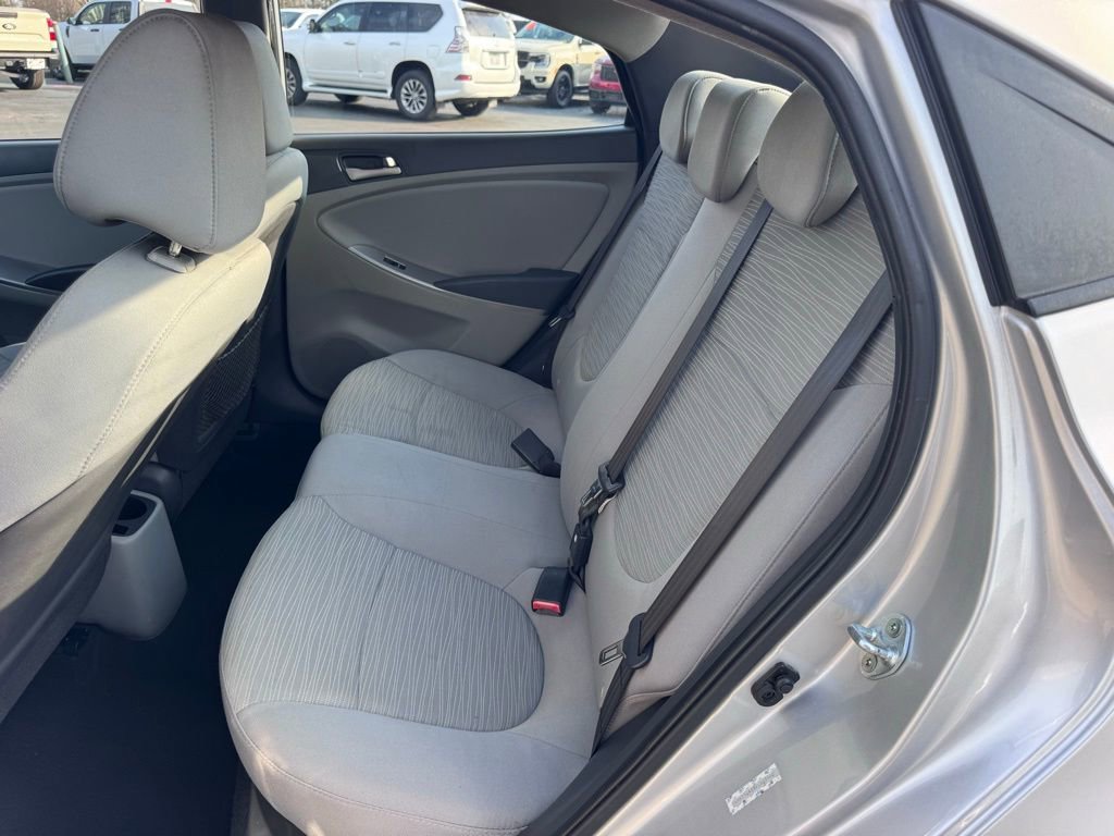 Used 2015 Hyundai Accent GLS image 23