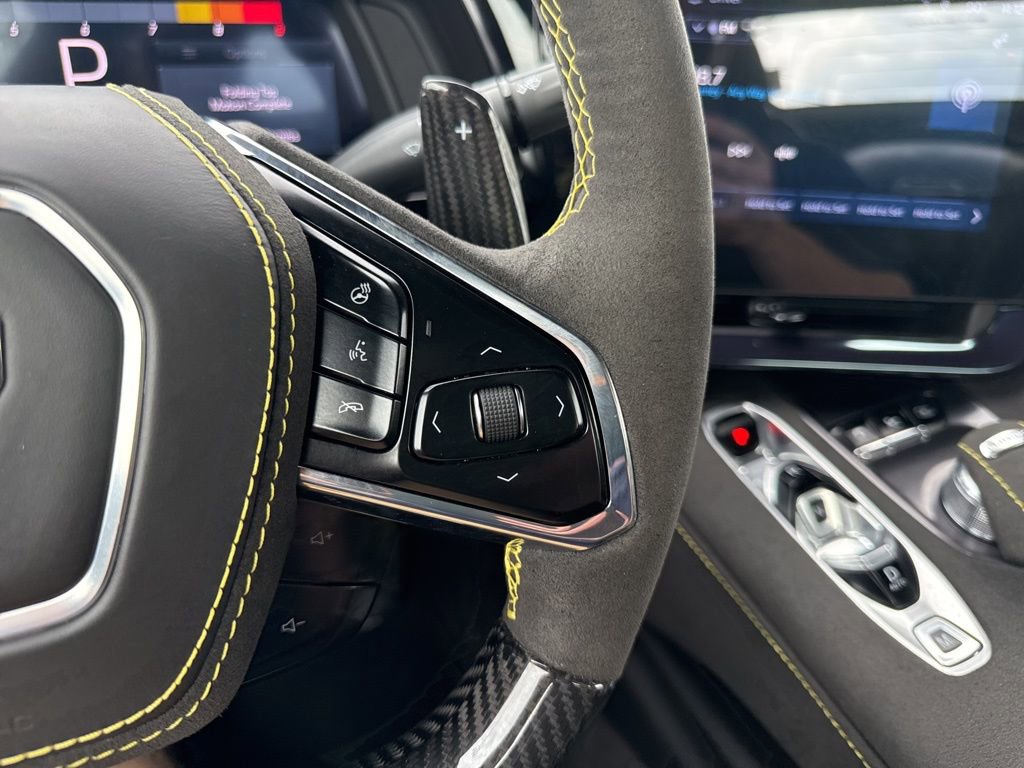 Used 2024 Chevrolet Corvette Z06 w/ Stealth Interior Trim Package image 15