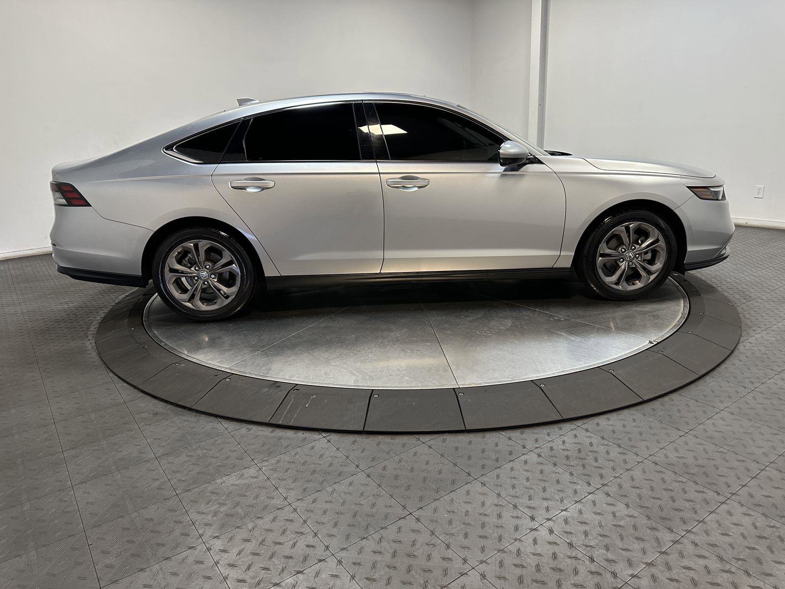 Used 2024 Honda Accord EX image 15