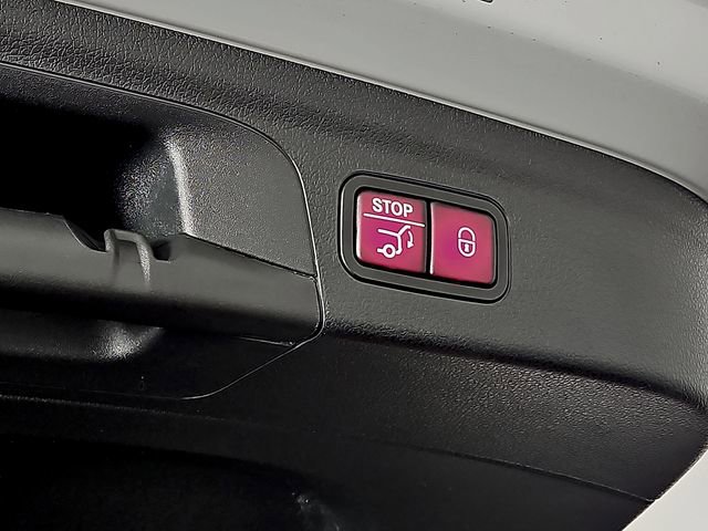 Used 2024 Mercedes-Benz GLE 450 4MATIC image 32