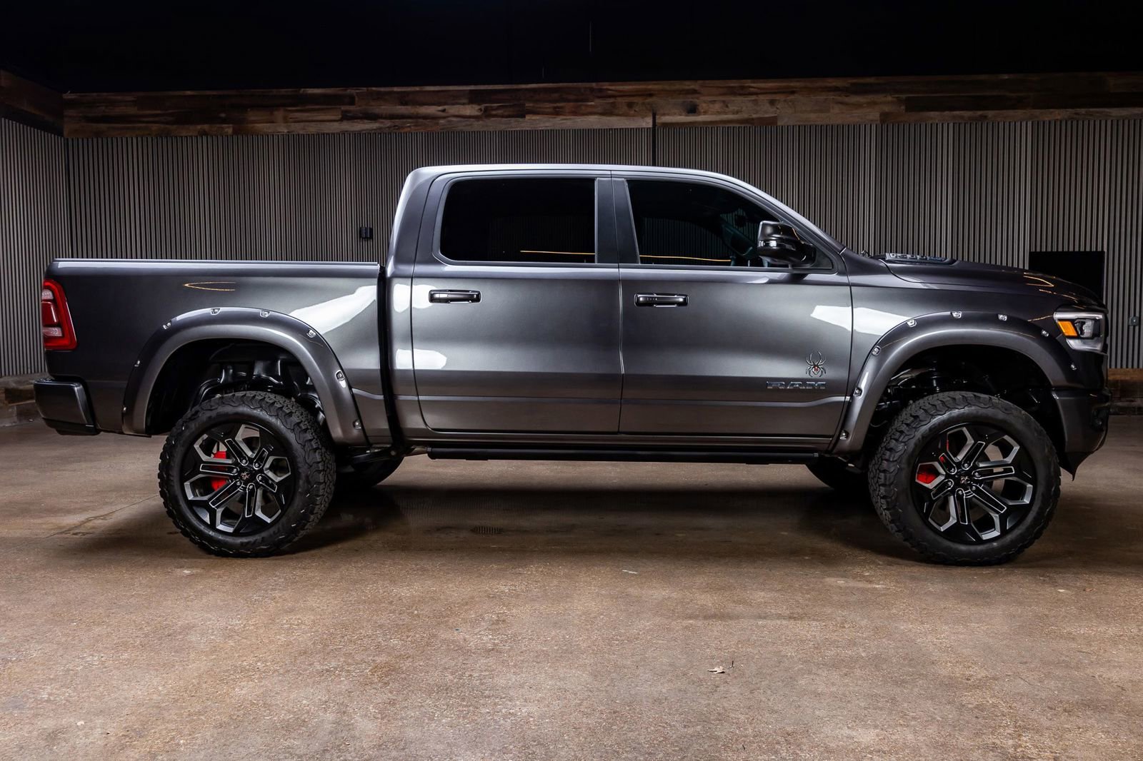 Used 2024 RAM 1500 Laramie image 10