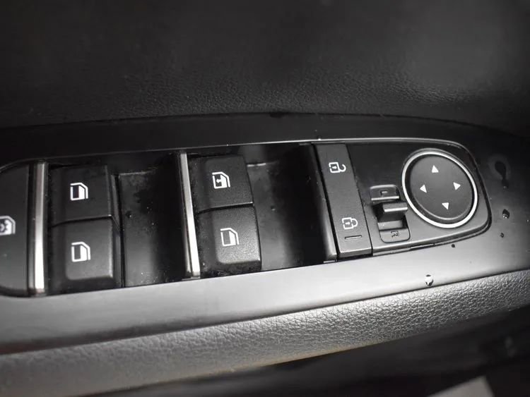 Used 2023 Kia Soul LX w/ LX Technology Package image 21