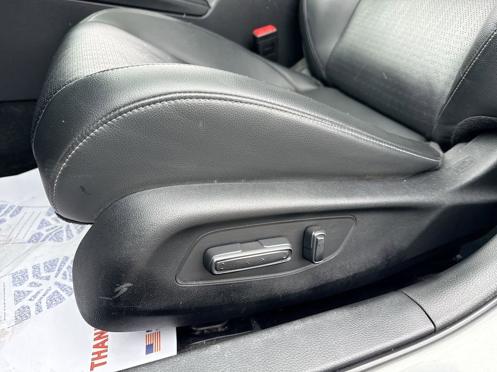 Used 2022 Honda Civic Touring image 12