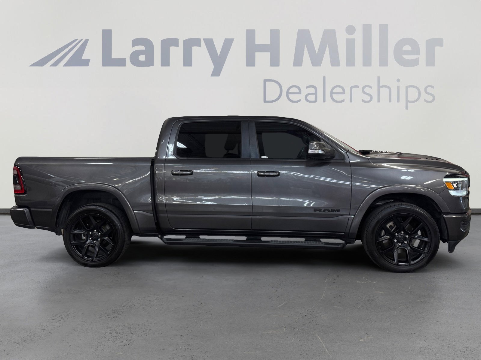 Used 2020 RAM 1500 Laramie image 6