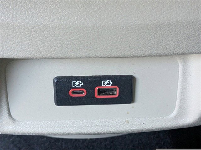 Used 2019 Nissan Maxima 3.5 SL w/ Floor Mat Group image 12