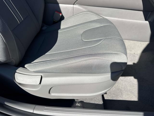 New 2026 Hyundai Elantra SEL Sport image 16