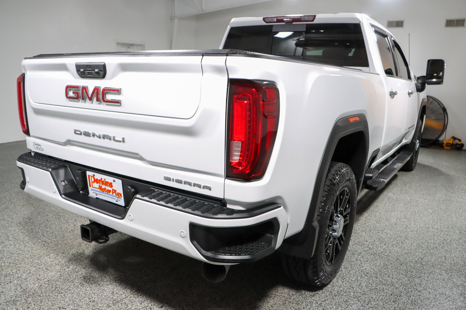 Used 2021 GMC Sierra 2500 Denali w/ Technology Package AWD/4WD image 7
