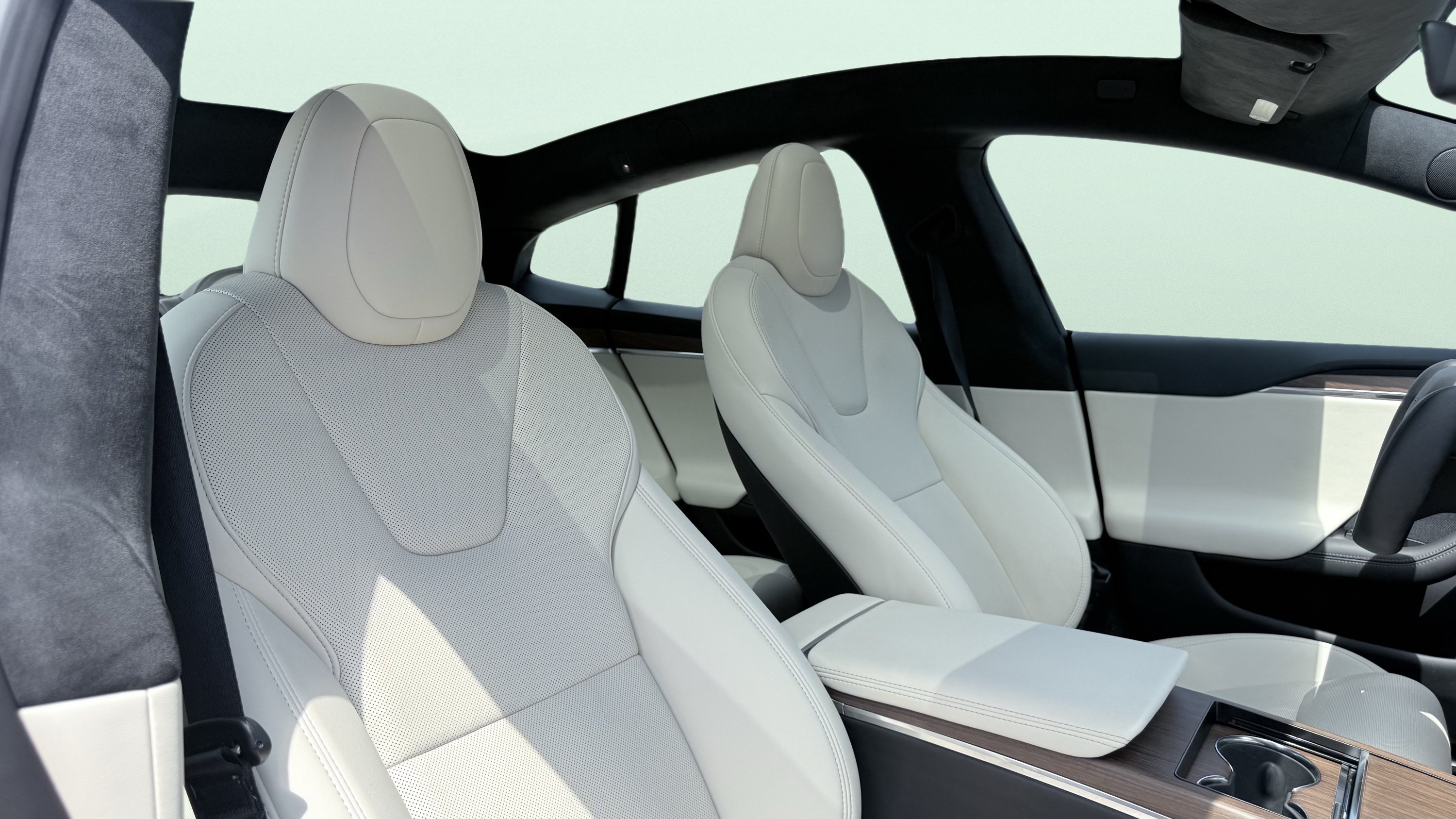 Used 2023 Tesla Model S AWD/4WD image 42
