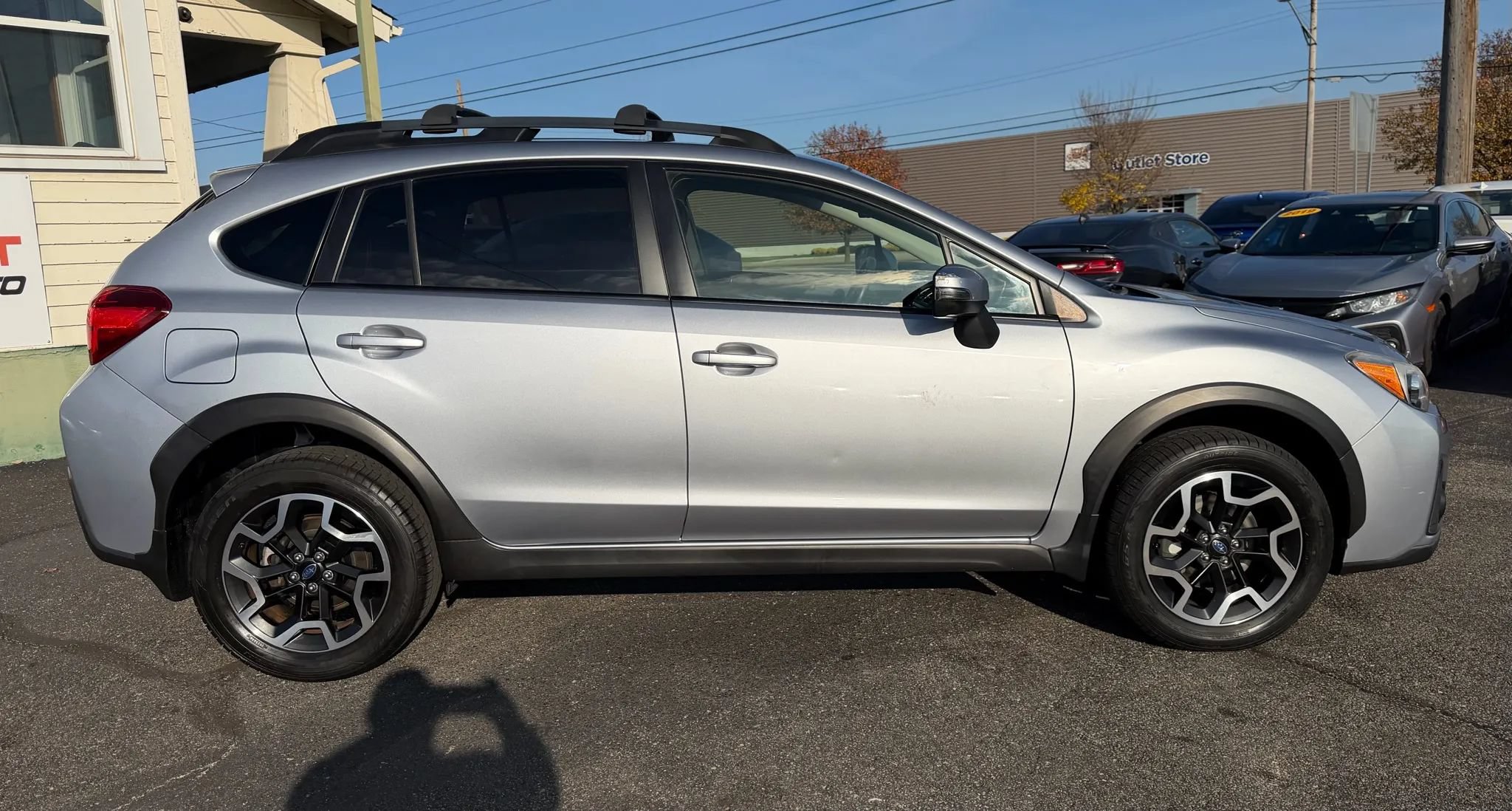 Used 2017 Subaru Crosstrek 2.0i Limited AWD/4WD image 6