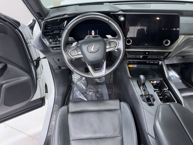 Used 2024 Lexus TX 350 FWD image 17