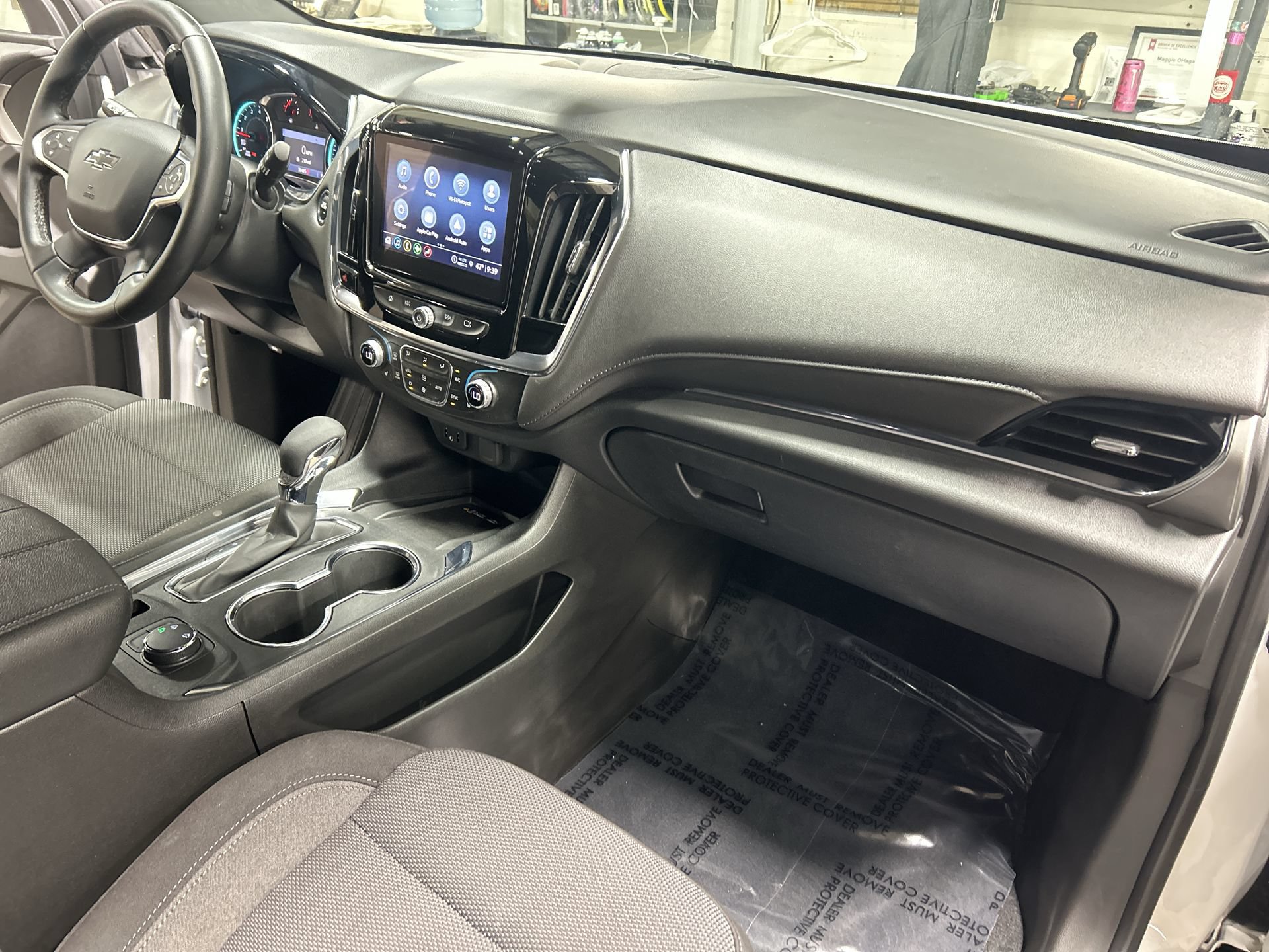 Certified 2023 Chevrolet Traverse LT w/ Midnight/Sport Edition AWD/4WD image 29