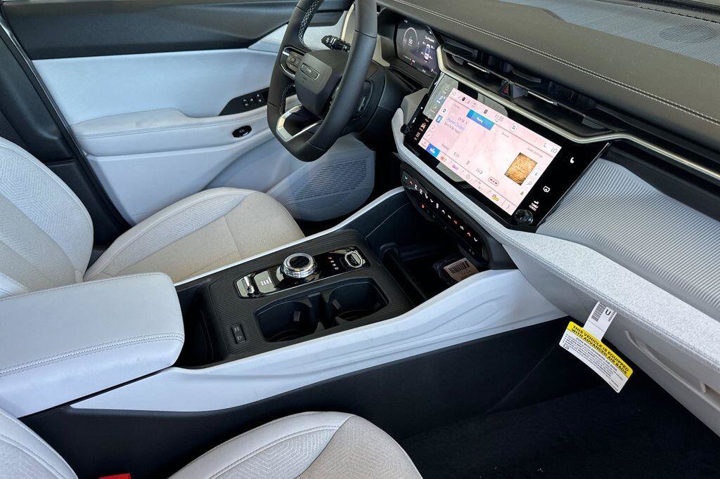 New 2026 Jeep Cherokee Laredo AWD/4WD image 16