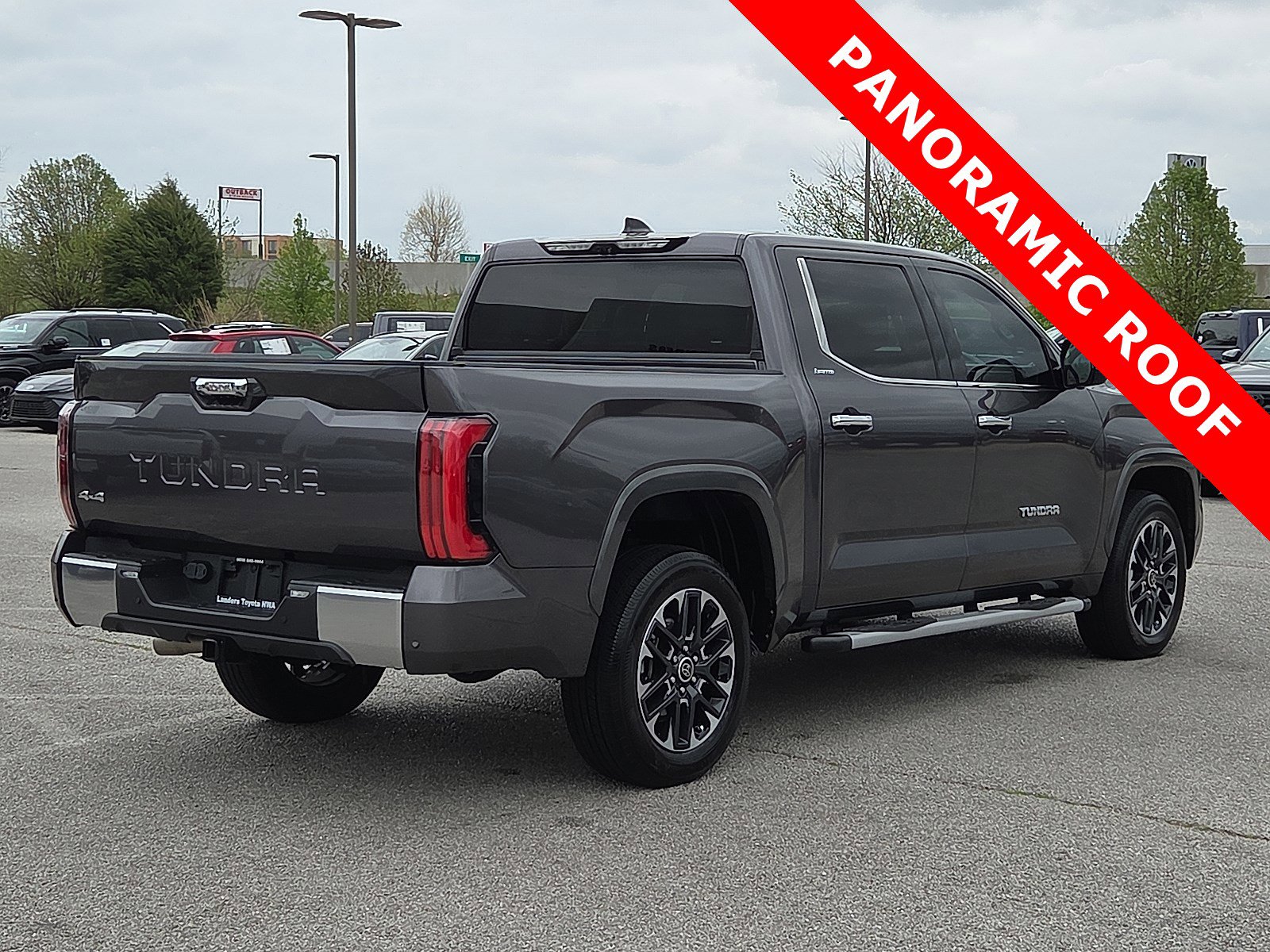Used 2022 Toyota Tundra Limited AWD/4WD image 5
