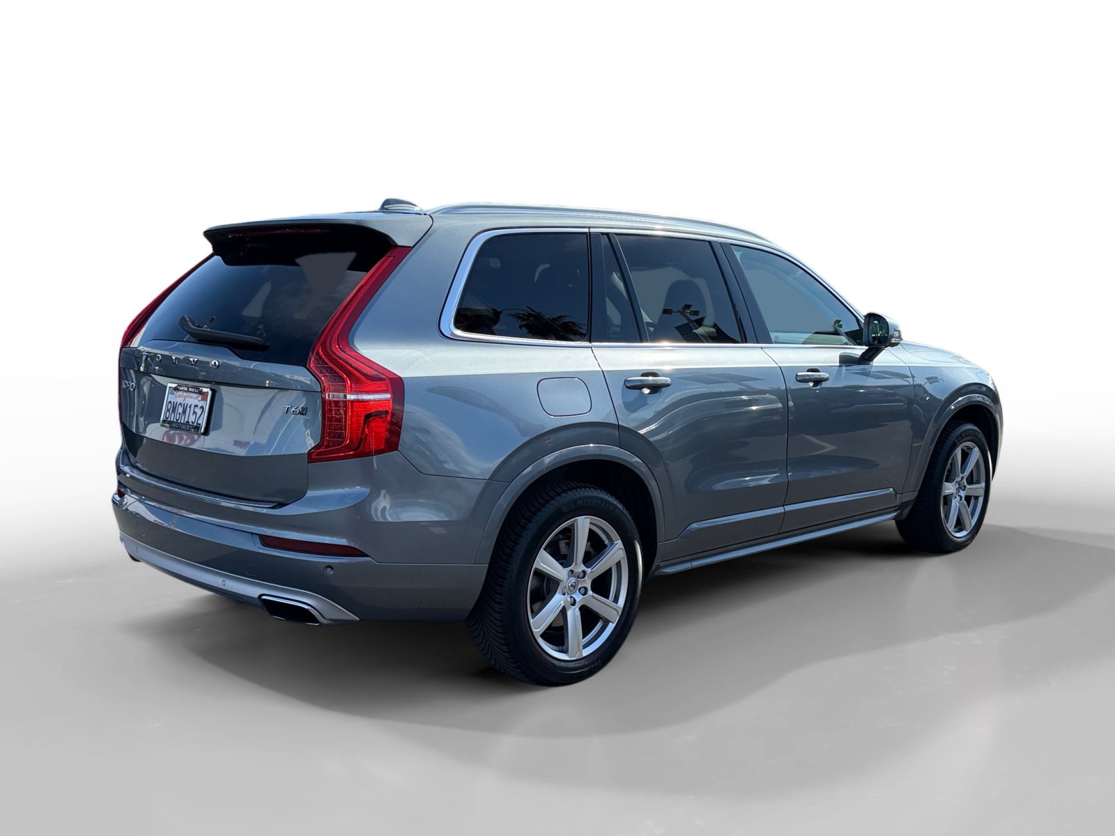 Used 2020 Volvo XC90 T6 Momentum AWD/4WD image 5