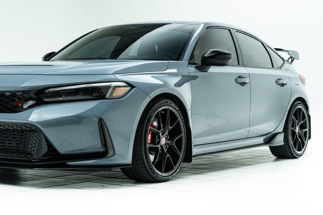 Used 2025 Honda Civic Type R image 9