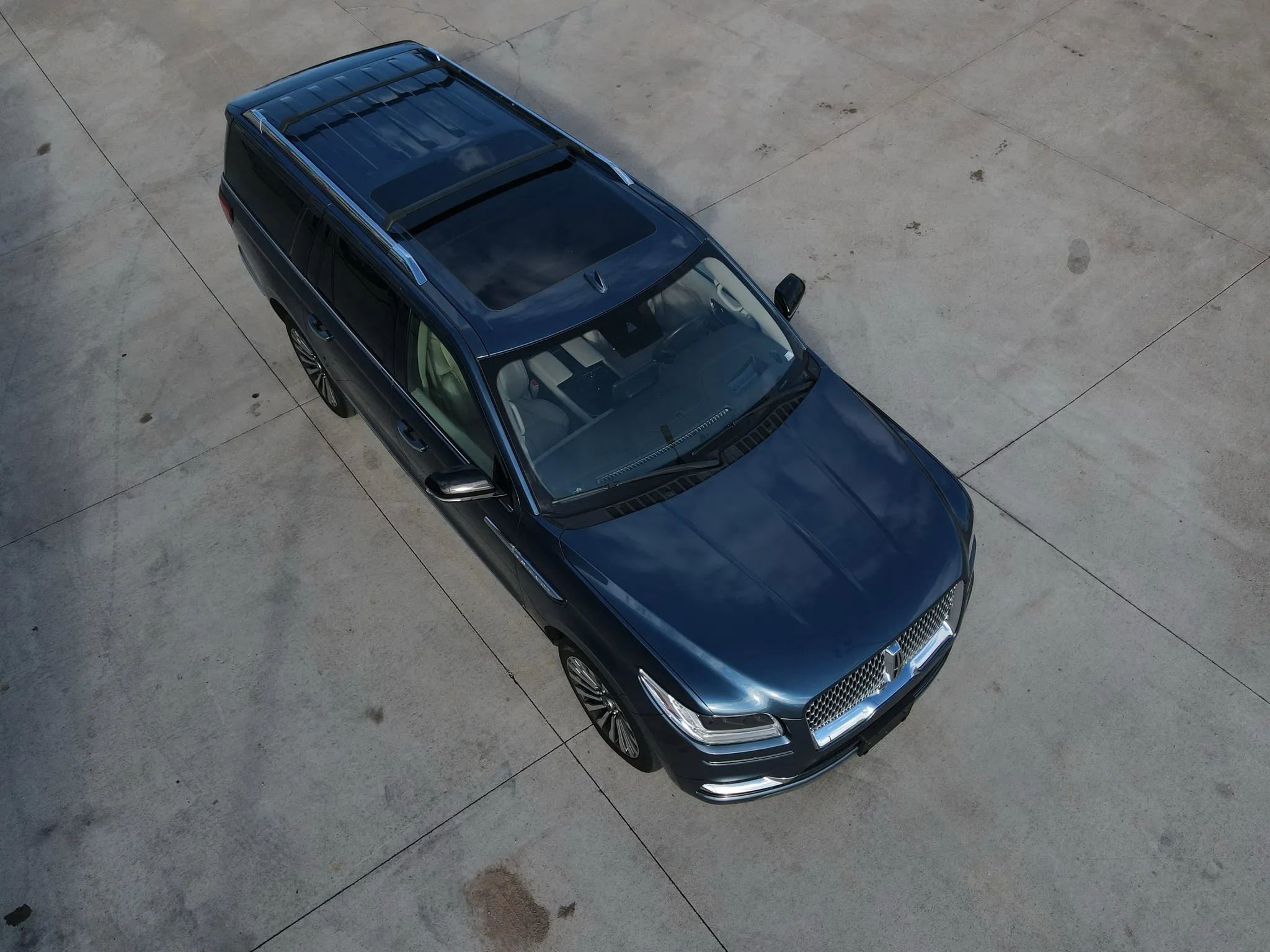 Used 2019 Lincoln Navigator L Reserve w/ Cargo Package image 56