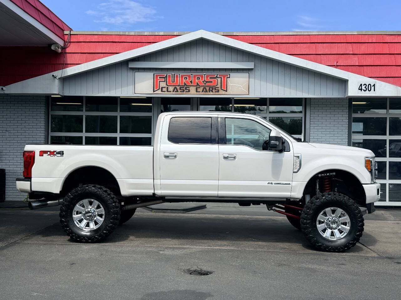 Used 2019 Ford F250 Limited w/ FX4 Off-Road Package AWD/4WD image 2