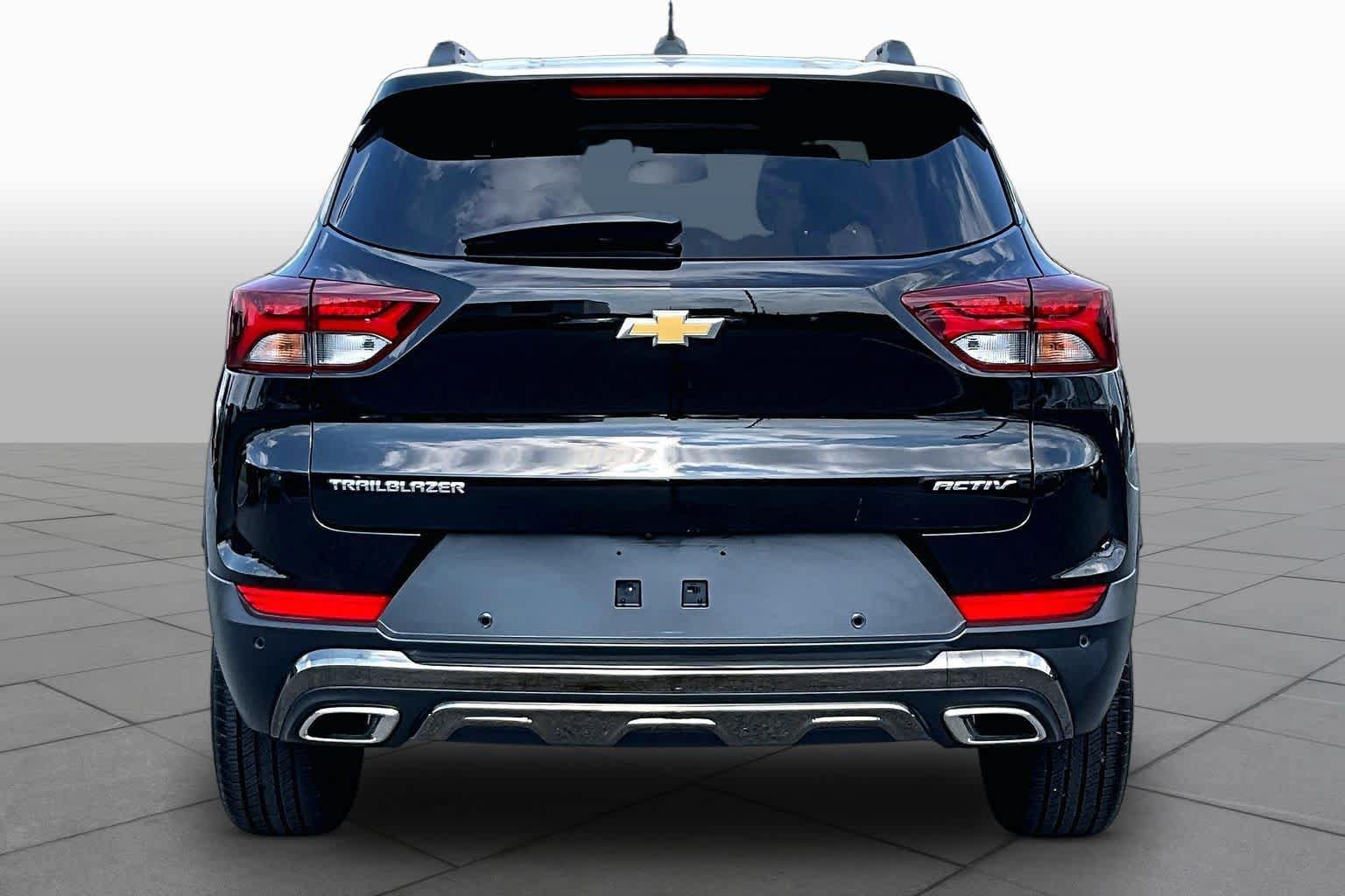 Used 2021 Chevrolet TrailBlazer ACTIV w/ Convenience Package FWD image 5