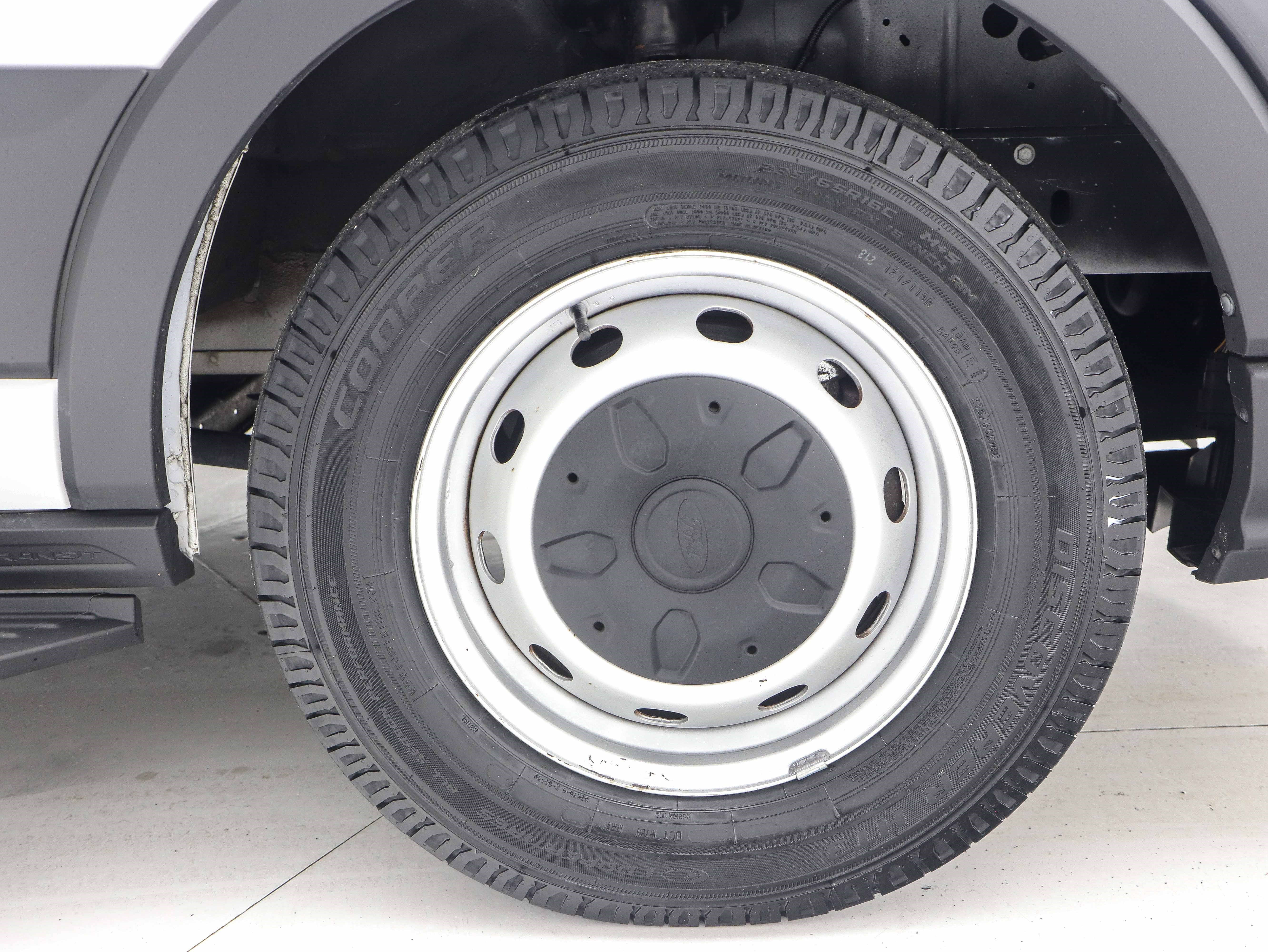 Used 2021 Ford Transit 150 XL image 31