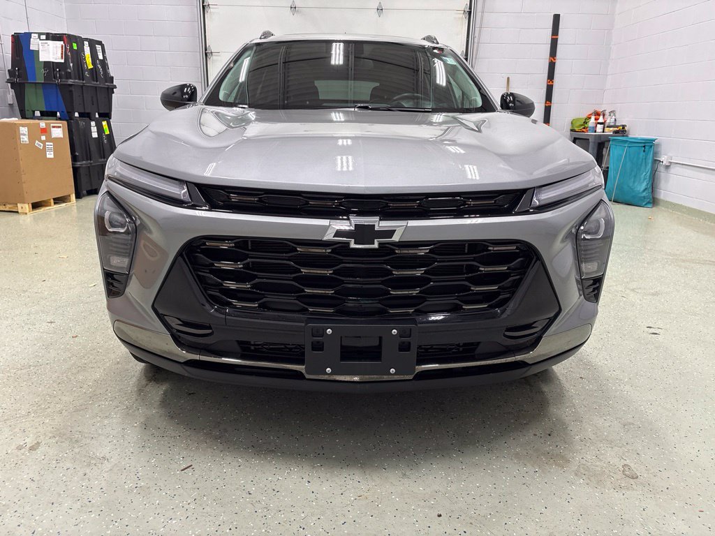 Used 2024 Chevrolet Trax ACTIV w/ Sunroof Package FWD image 9