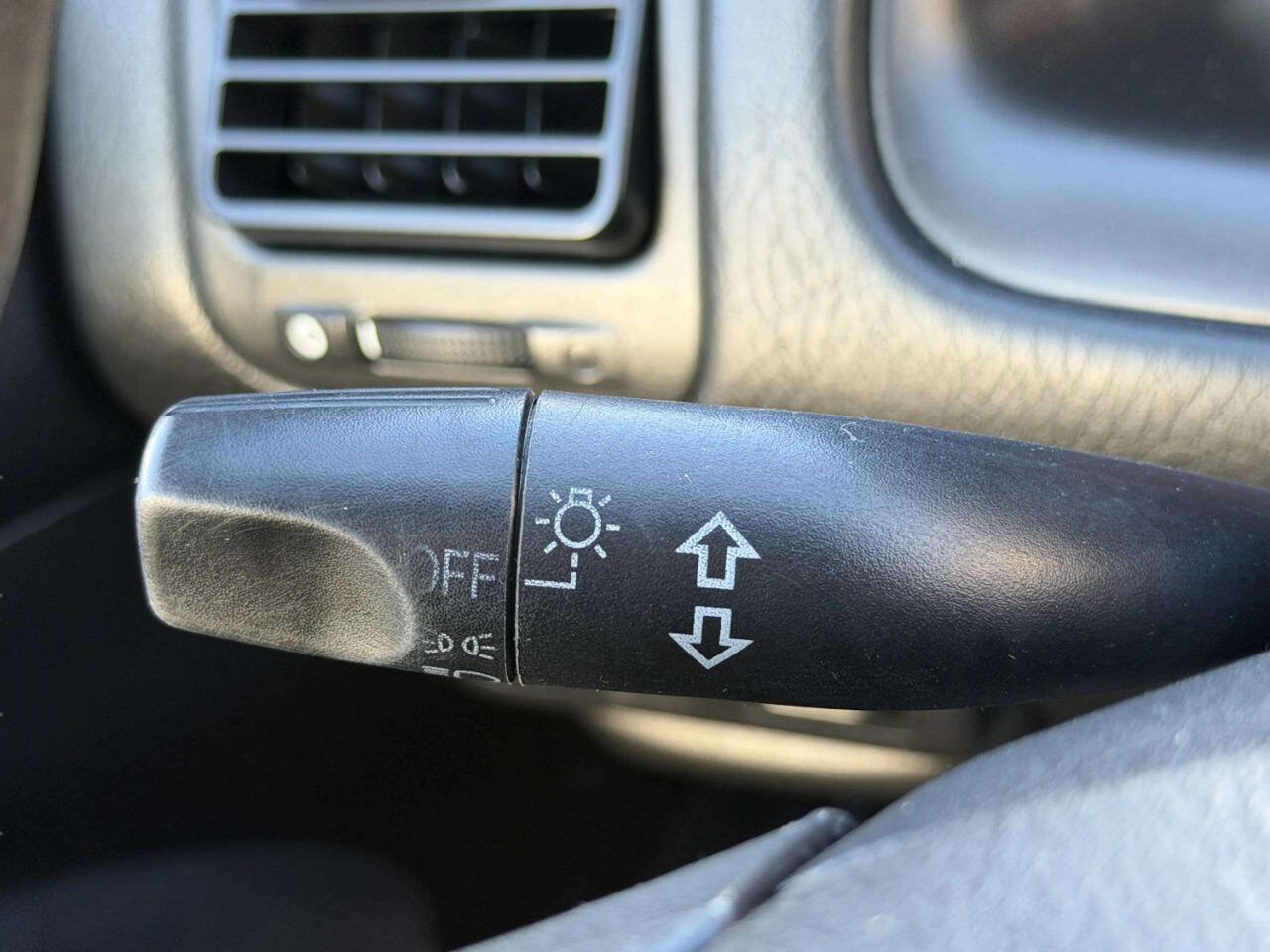 Used 2005 Honda Civic LX image 26