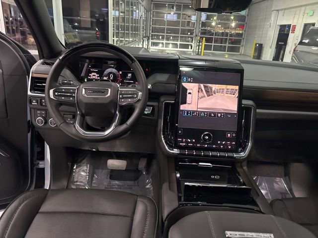 Used 2026 GMC Yukon XL Denali w/ Denali Reserve Package image 33