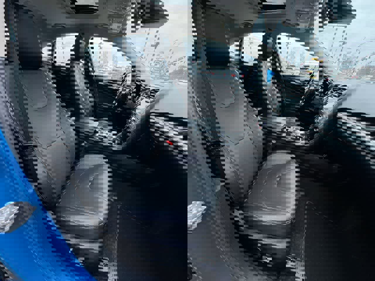 Used 2020 Ford Fusion Titanium image 28