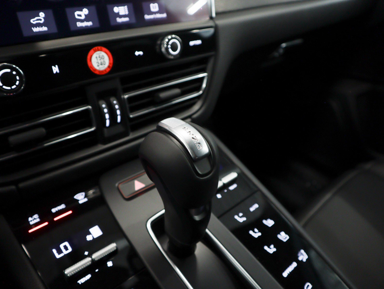 New 2026 Porsche Macan GTS image 20