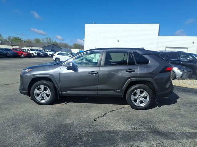Certified 2022 Toyota RAV4 XLE w/ Convenience Package AWD/4WD image 19
