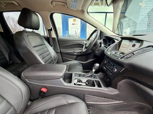 Used 2017 Ford Escape Titanium image 20