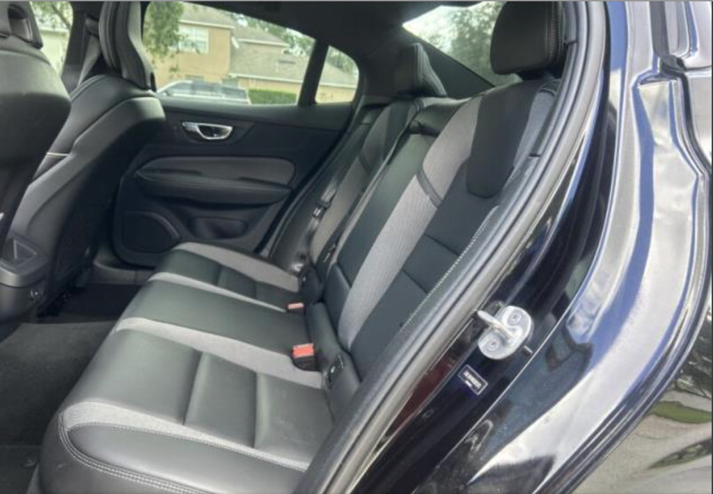 Used 2024 Volvo S60 B5 Plus FWD image 7