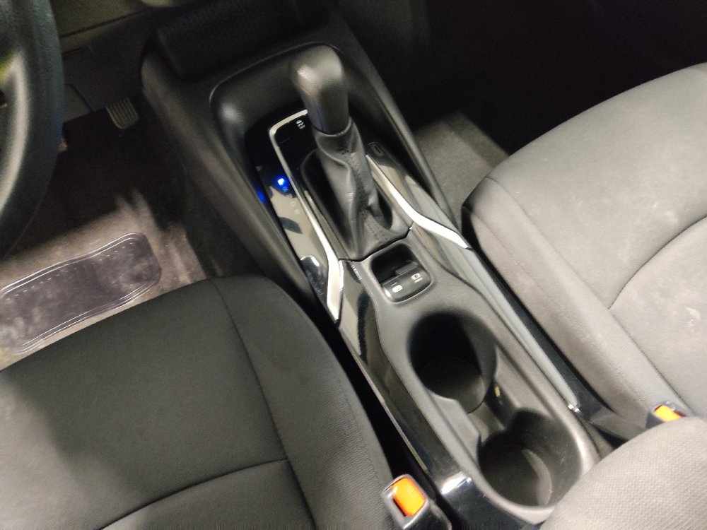 Used 2022 Toyota Corolla LE image 26
