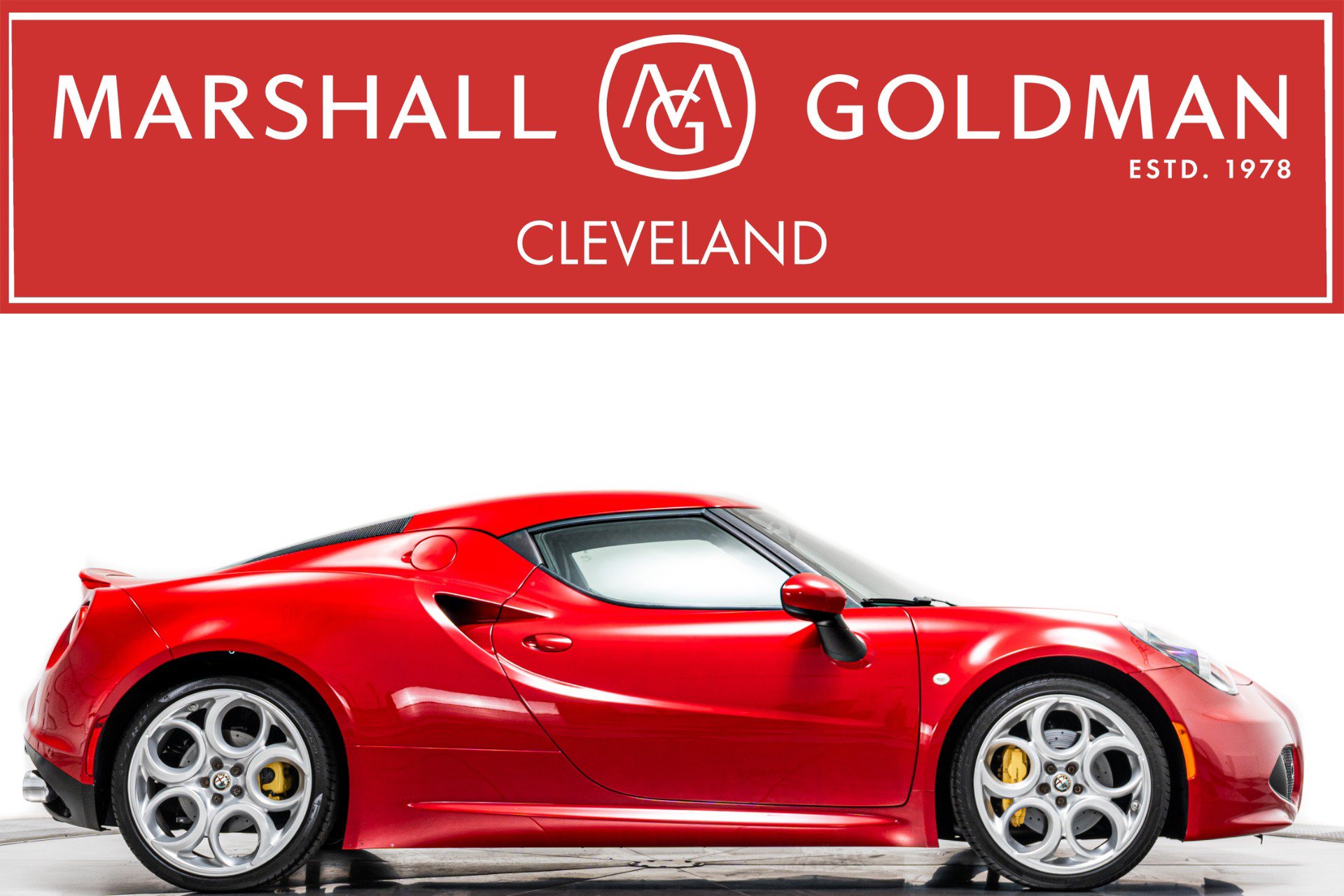 Used 2016 Alfa Romeo 4C Coupe w/ Convenience Group - Coupe RWD image 1
