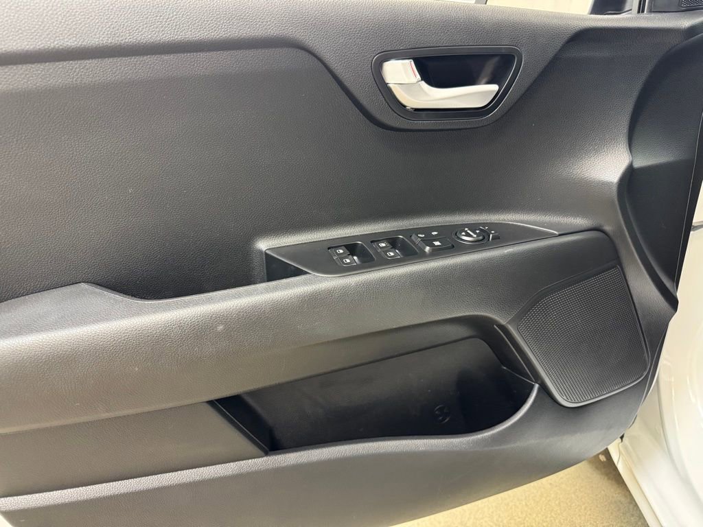 Used 2023 Kia Rio LX image 8