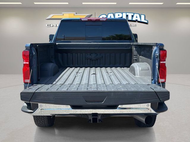 Used 2025 Chevrolet Silverado 2500 LTZ w/ LTZ Premium Package AWD/4WD image 32