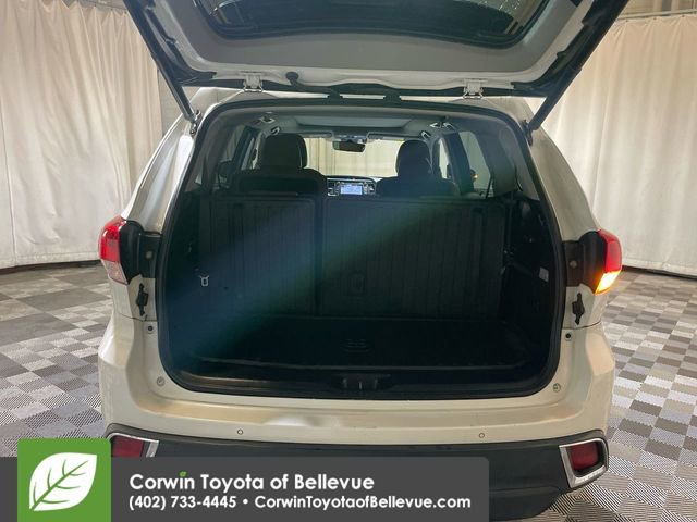 Used 2018 Toyota Highlander Limited Platinum image 17
