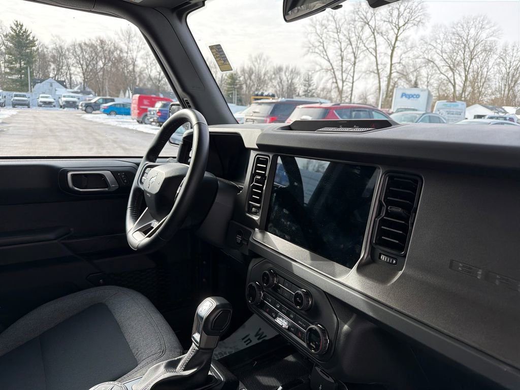 Used 2025 Ford Bronco Big Bend image 19