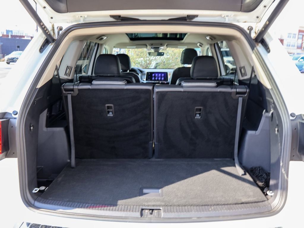 Certified 2024 Volkswagen Atlas SEL image 9