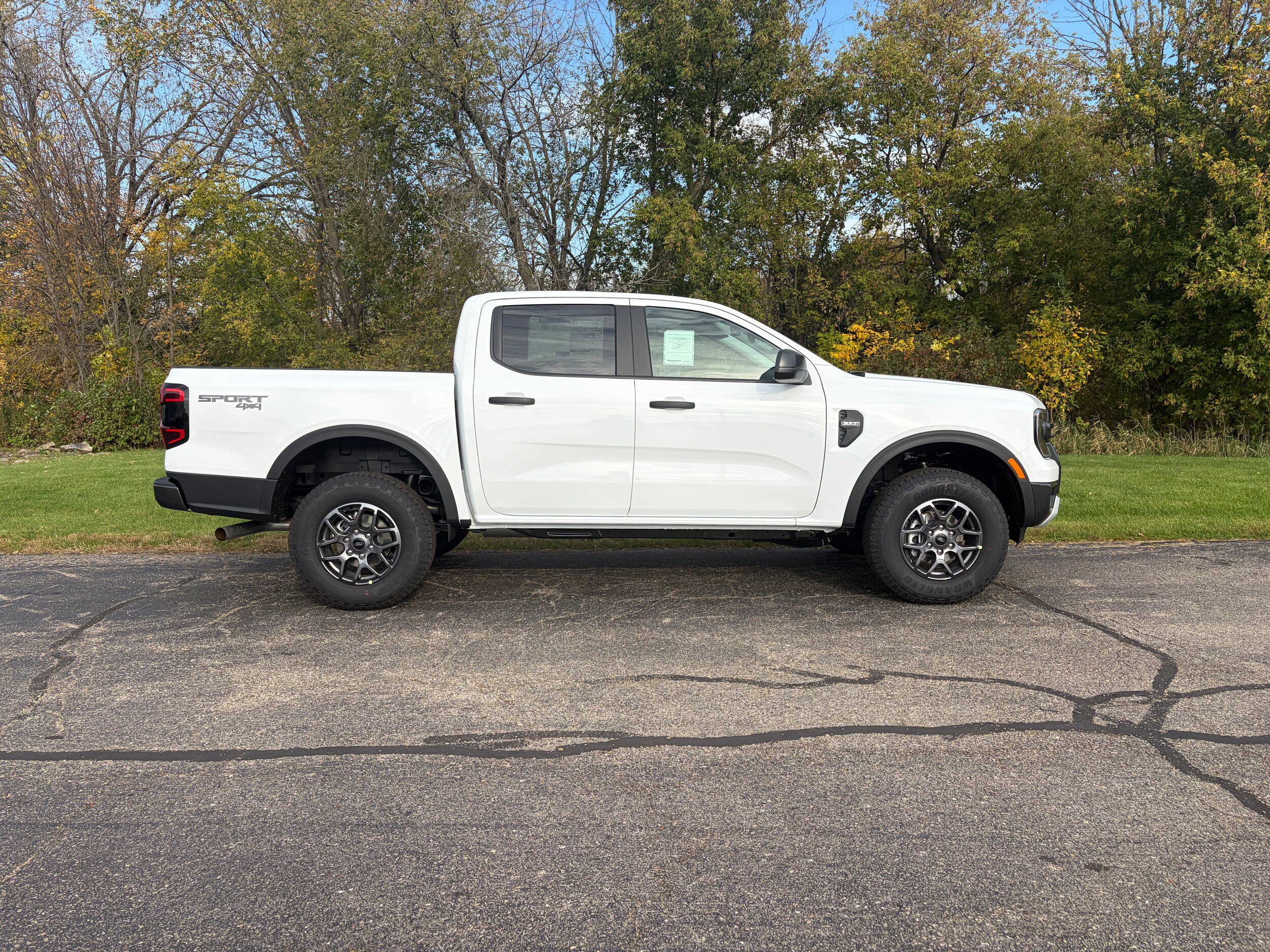 New 2026 Ford Ranger XLT w/ Trailer Tow Package AWD/4WD image 8