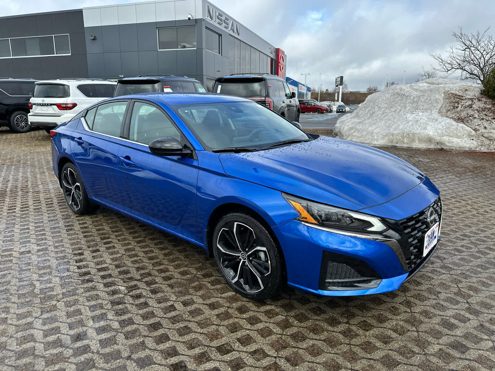 New 2025 Nissan Altima 2.5 SR